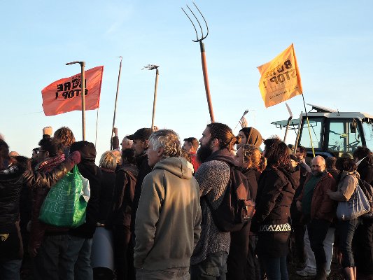 2016 - L'avenir des terres agricoles pour l'ANDRA ! Appel à l'assemblée de lutte samedi 24 janvier à la maison de résistance à BURE.